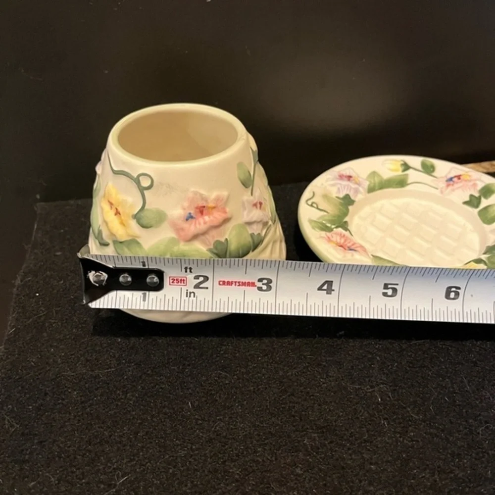 Yankee Candle Small Candle Shade and Base Floral Pattern